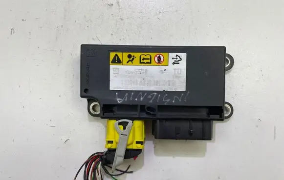 Opel Insignia A Airbag control unit/module 13505598