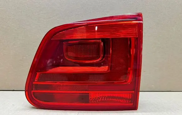 Volkswagen Tiguan Rear/tail lights 5N0945094H
