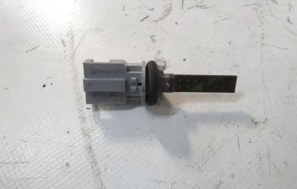 Volkswagen PASSAT CC Interior temperature sensor 1K0907543