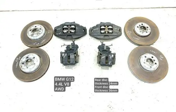 BMW 7 G11 G12 Brake discs and calipers set 686763408