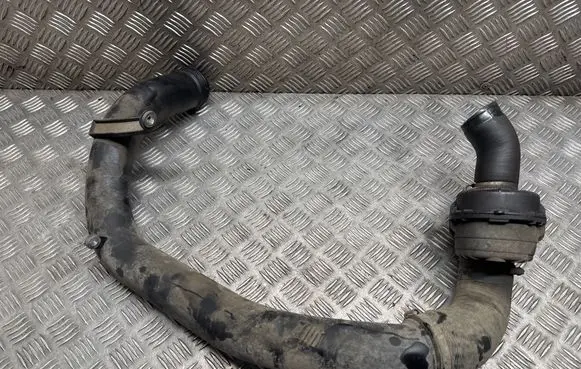Volvo XC60 Intercooler hose/pipe 31261343