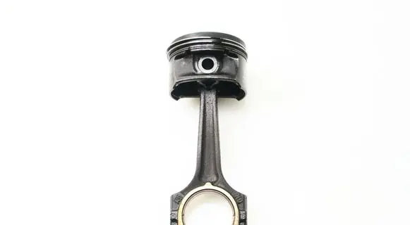 Opel Corsa D Piston with connecting rod