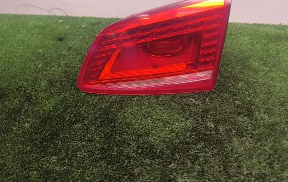 Volkswagen PASSAT B7 Rear/tail lights 3AF945308B 3062