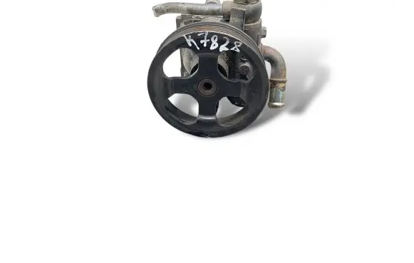 Mitsubishi Outlander Power steering pump