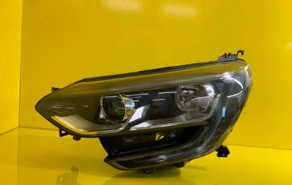 Renault Megane IV Headlight/headlamp 260602792R