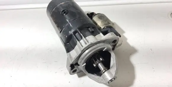 Audi A6 S6 C4 4A Starter motor 046911023B 0001218115