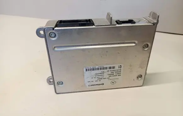Mercedes-Benz ML W164 Bluetooth control unit module A2118705526