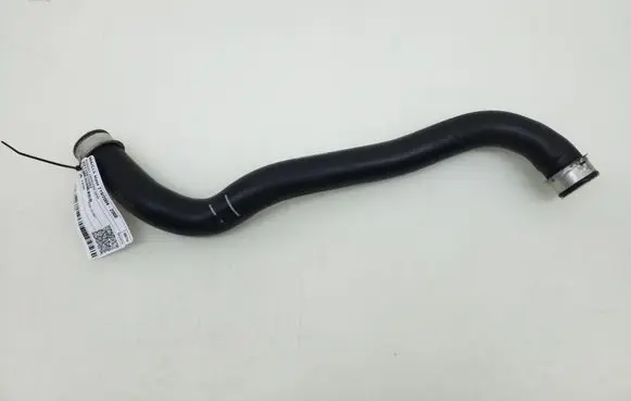 Mercedes-Benz CLS C219 Engine coolant pipe/hose A2115015382