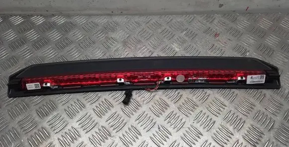 Porsche Cayenne (9Y0 9Y3) Third/center stoplight 9Y3945097D