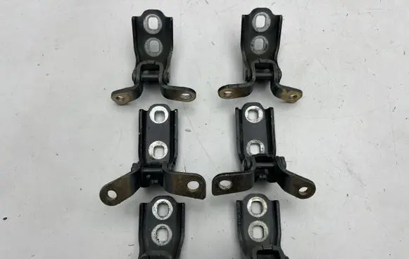 Chevrolet Cruze II Front door hinge set D10916P