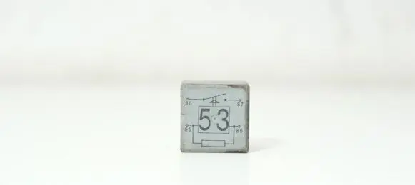 Audi A4 S4 B5 8D Other relay 141951253B