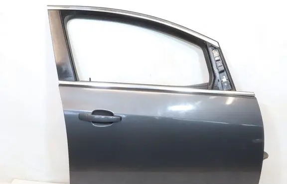 Opel Astra J Front door