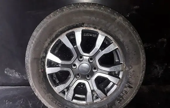 Ford Ranger R18 alloy rim 