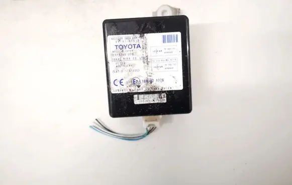 Toyota Corolla Verso AR10 Door control unit/module 897410f010 89741-0f010