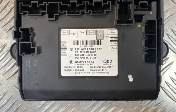 Mercedes-Benz S W221 Door control unit/module A2218709286 A2218700887 A2214421832