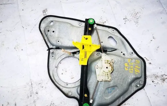 Volkswagen Golf V Sliding door window regulator with motor 1K9839756A