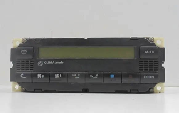 Volkswagen PASSAT B5 Air conditioning/heating control unit 1J1907044
