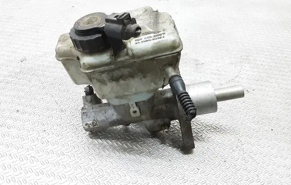 Skoda Yeti (5L) Master brake cylinder 1K1611301D