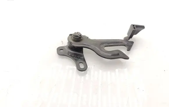 Volvo V60 Engine bonnet/hood lock/latch loop/hook 31218611 U13W262