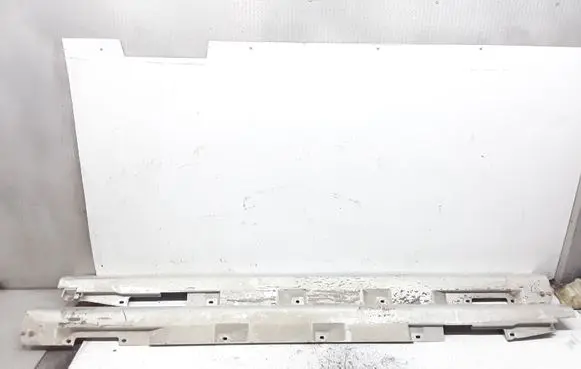 Toyota Corolla Verso AR10 Sill