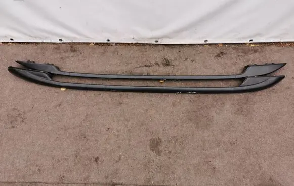 Hyundai i30 Roof bar rail