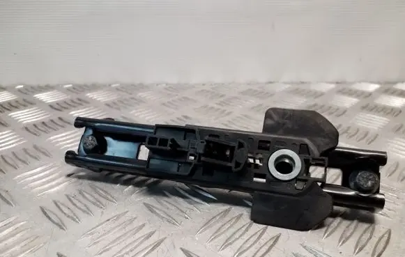 Volvo V40 Seat belt adjustment rail 16521700A