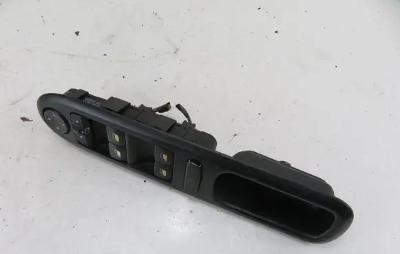 Peugeot 407 Electric window control switch 96468704XT