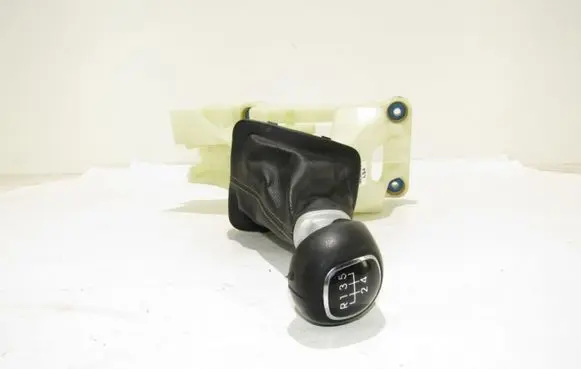 KIA Venga Gear shifter/selector