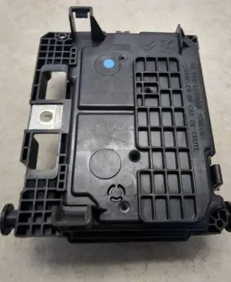 Peugeot 207 Fuse module 9667199680