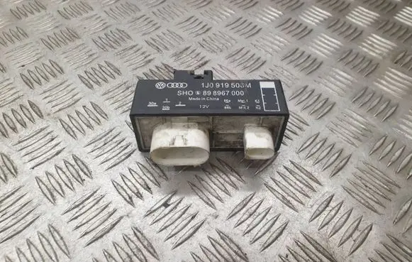 Coolant fan relay