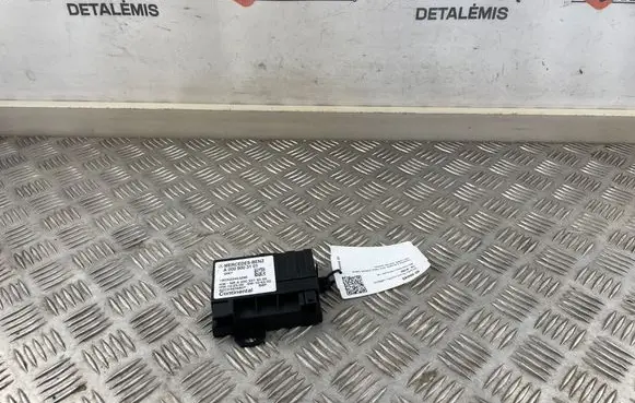 Mercedes-Benz E W212 Fuel injection pump control unit/module A0009003101