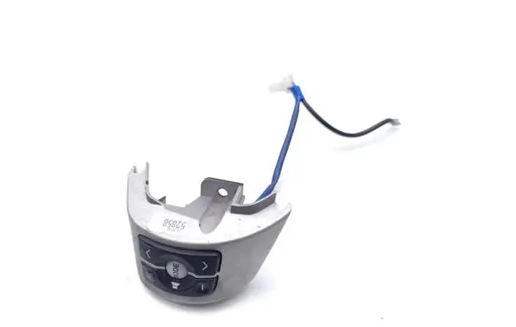 Toyota Yaris Steering wheel buttons/switches 