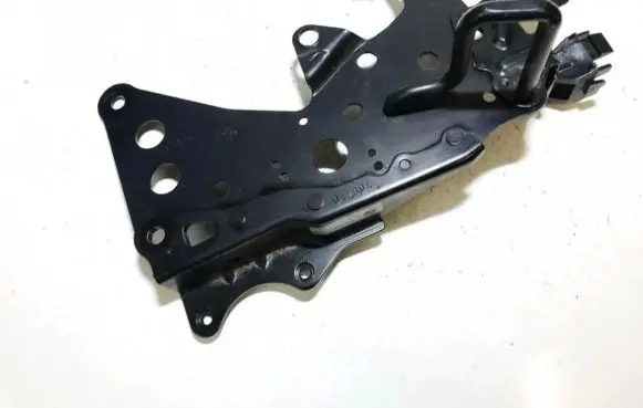 BMW X5 E53 Seat back rest lock catch 7059616
