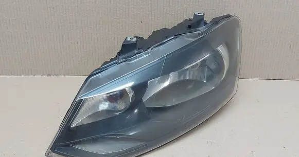 Volkswagen Polo V 6R Headlight/headlamp 6R1941015C