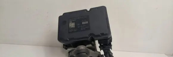 Mercedes-Benz C W204 ABS Pump A1729014000