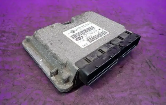 Volkswagen Golf IV Engine control unit/module ECU 