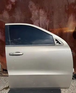 Dodge Durango III Front door