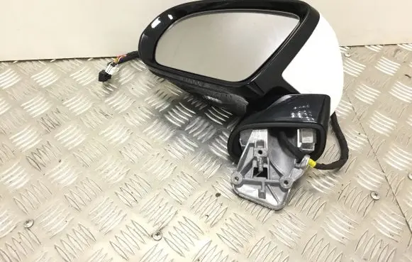 Mercedes-Benz E W238 Front door electric wing mirror A2388101300