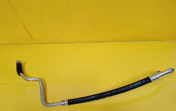 Mazda 5 Air conditioning (A/C) pipe/hose 
