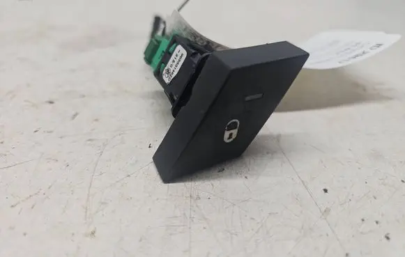 Citroen C4 I Picasso Central locking switch button 96553146ZD