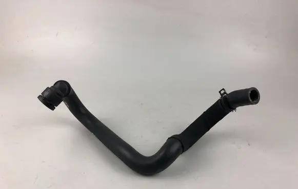 Mini Cooper Countryman F60 Engine coolant pipe/hose 9367388