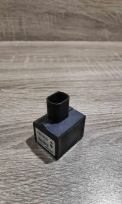 Volvo S80 Airbag deployment crash/impact sensor 9162743 10098000441