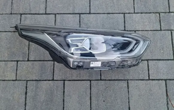 KIA Ceed Headlight/headlamp