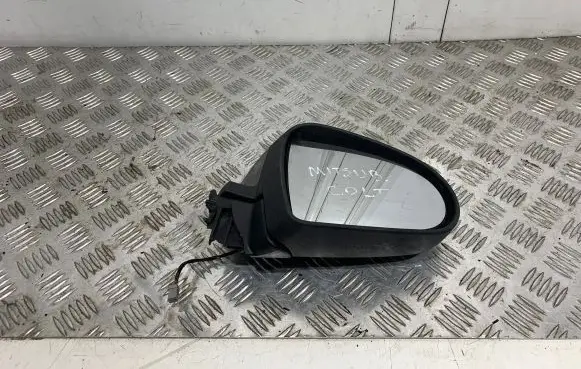 Mitsubishi Colt Front door electric wing mirror 024259