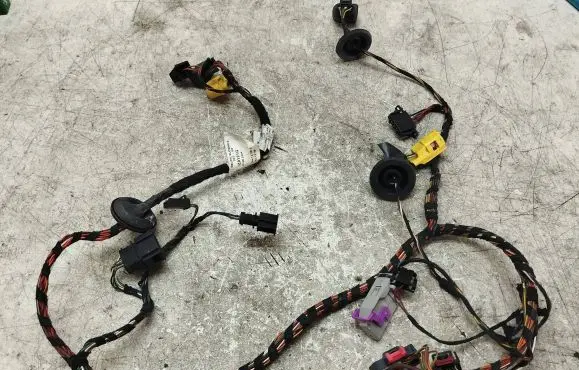 Skoda Octavia Mk2 (1Z) Front door wiring loom 1Z0121G 20082004