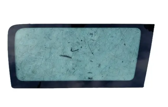 Mercedes-Benz Sprinter W906 Rear side window DOT618 E000262