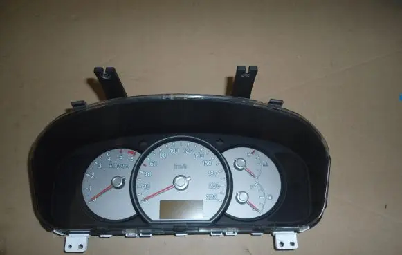 KIA Carens III Speedometer (instrument cluster)