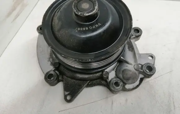 Mercedes-Benz Vito Viano W639 Water pump pulley VKPC88867 2004909S PL2124