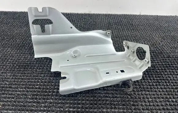 Renault Twingo II Radiator support slam panel bracket R20D1D