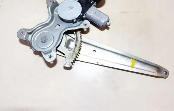 Toyota RAV 4 (XA30) Sliding door window regulator with motor